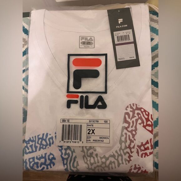 Fila Women’s T-Shirt size: 2X - Picture 4 of 4